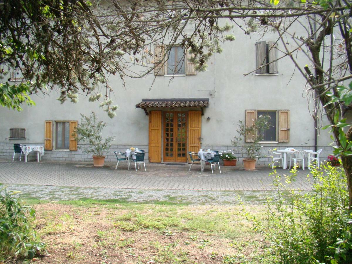 Il Canale Dei Mulini San Damiano Exterior foto